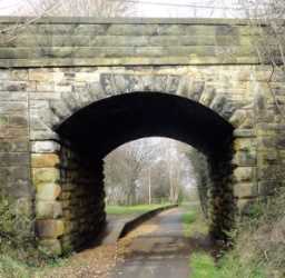 k2p/s/s72445 railway station road bridge shotley bridge.png